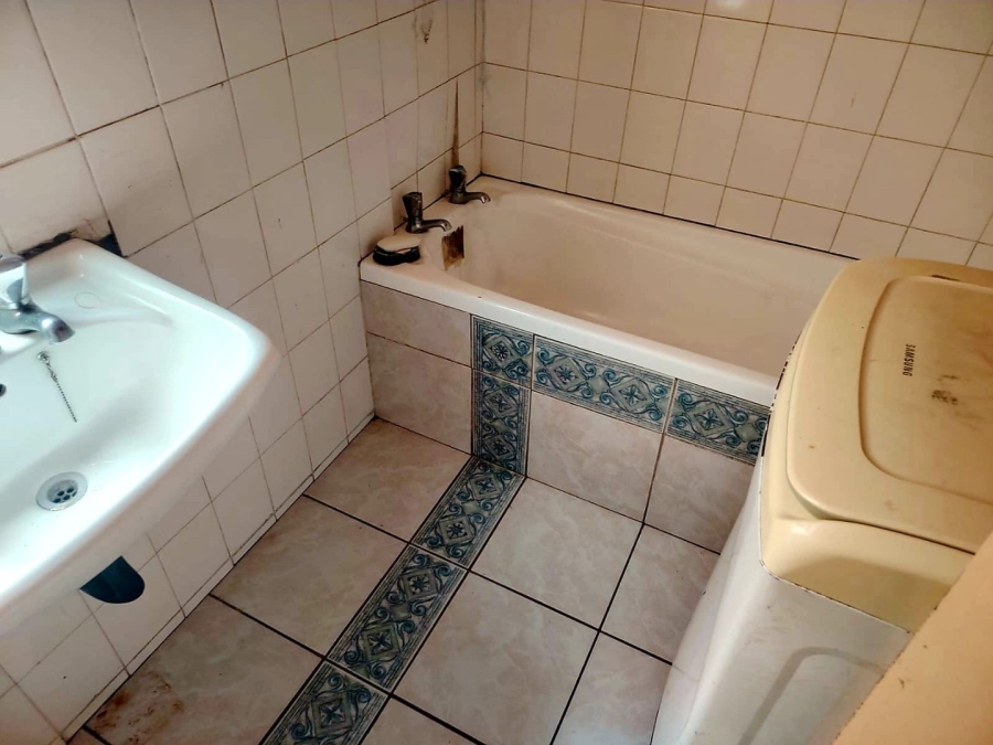 2 Bedroom Property for Sale in Quigney Eastern Cape